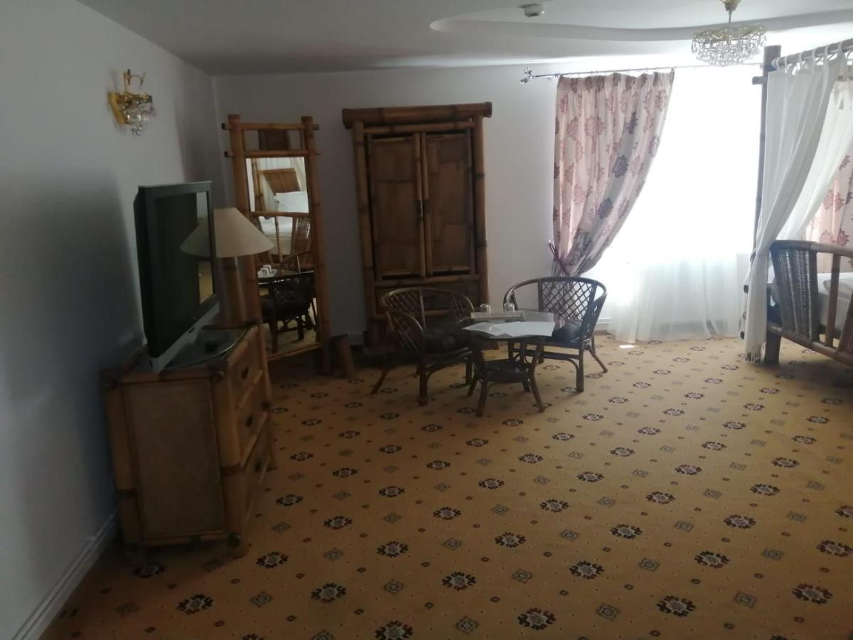 Pensiunea Rosenau Rîşnov Exteriér fotografie